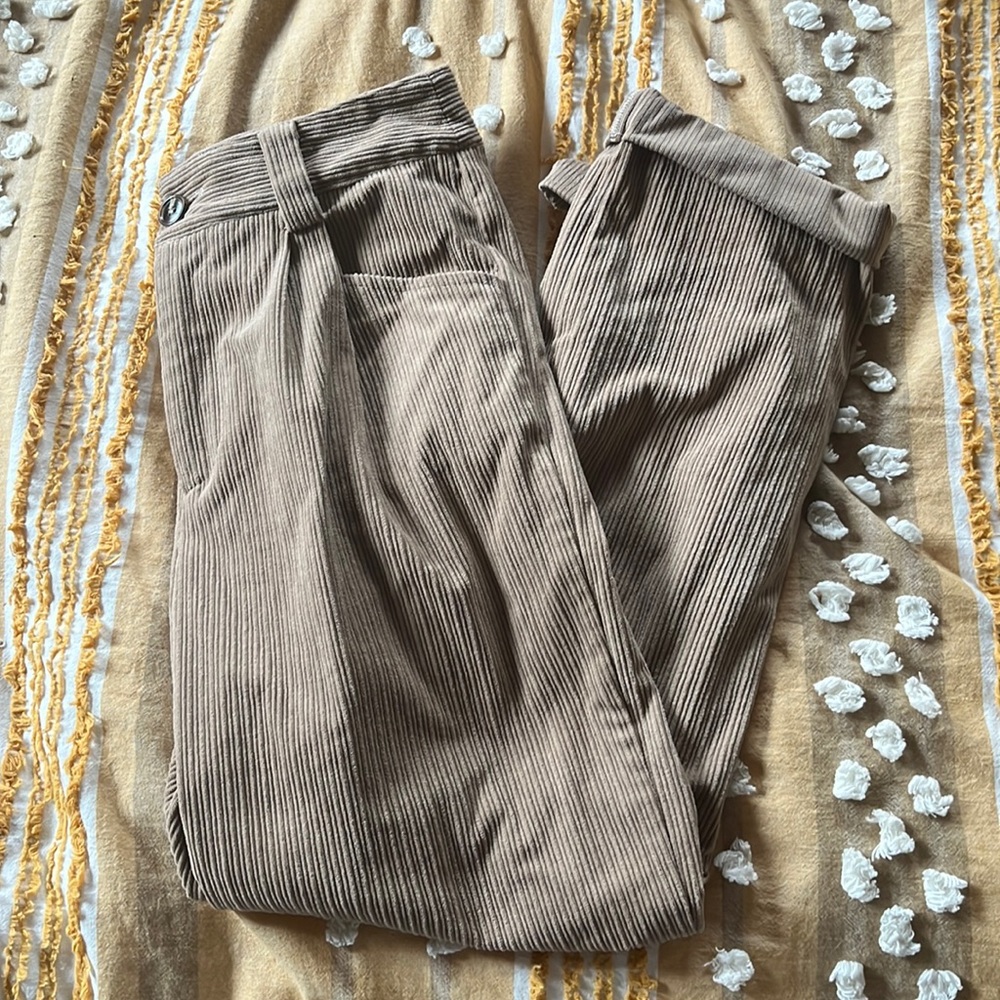 Baggy Cords with cuffed hem